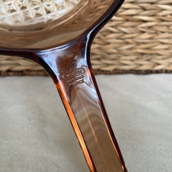 Vintage Pyrex Vision Cookware Amber Brown 7” Frying Skillet Pan - Picture 4 of 8